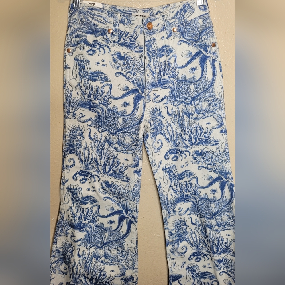 Wrangler High Rise Wanderer FLARE JEAN IN SAILING SEVEN SEAS Nautical Print - Picture 8 of 15